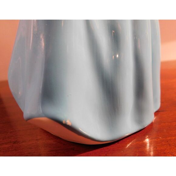 Disneyland Cinderella and Prince Pottery Figurines Those Days Tokyo Japan - Picture 7 of 9